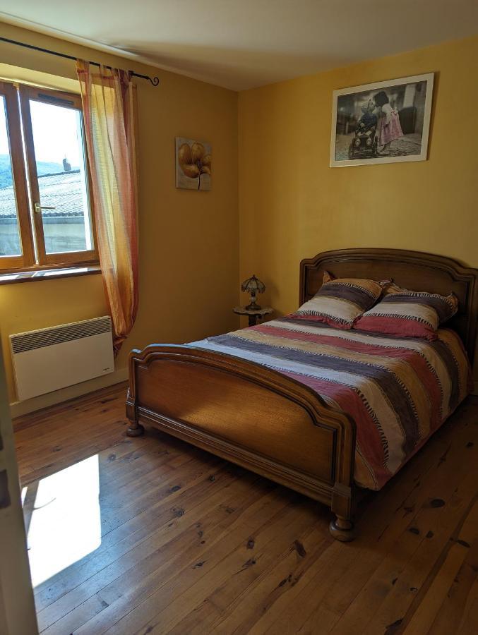 Domaine Viticole Philippe Deschamps Bed & Breakfast Beaujeu  Exterior photo